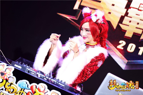 《梦幻西游》电脑版2017全民pk争霸赛绝美狐美人coser